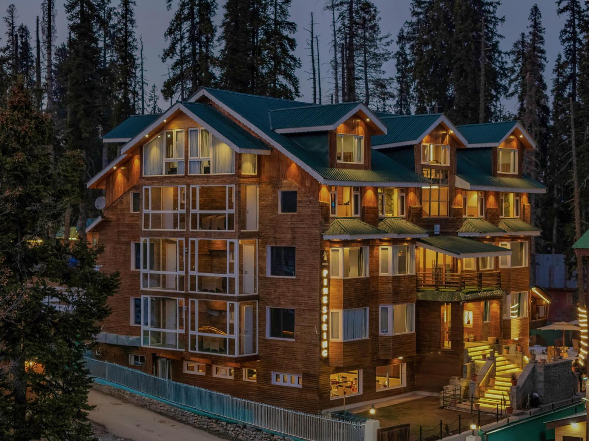 Hotel Pine Spring Gulmarg Ngoại thất bức ảnh