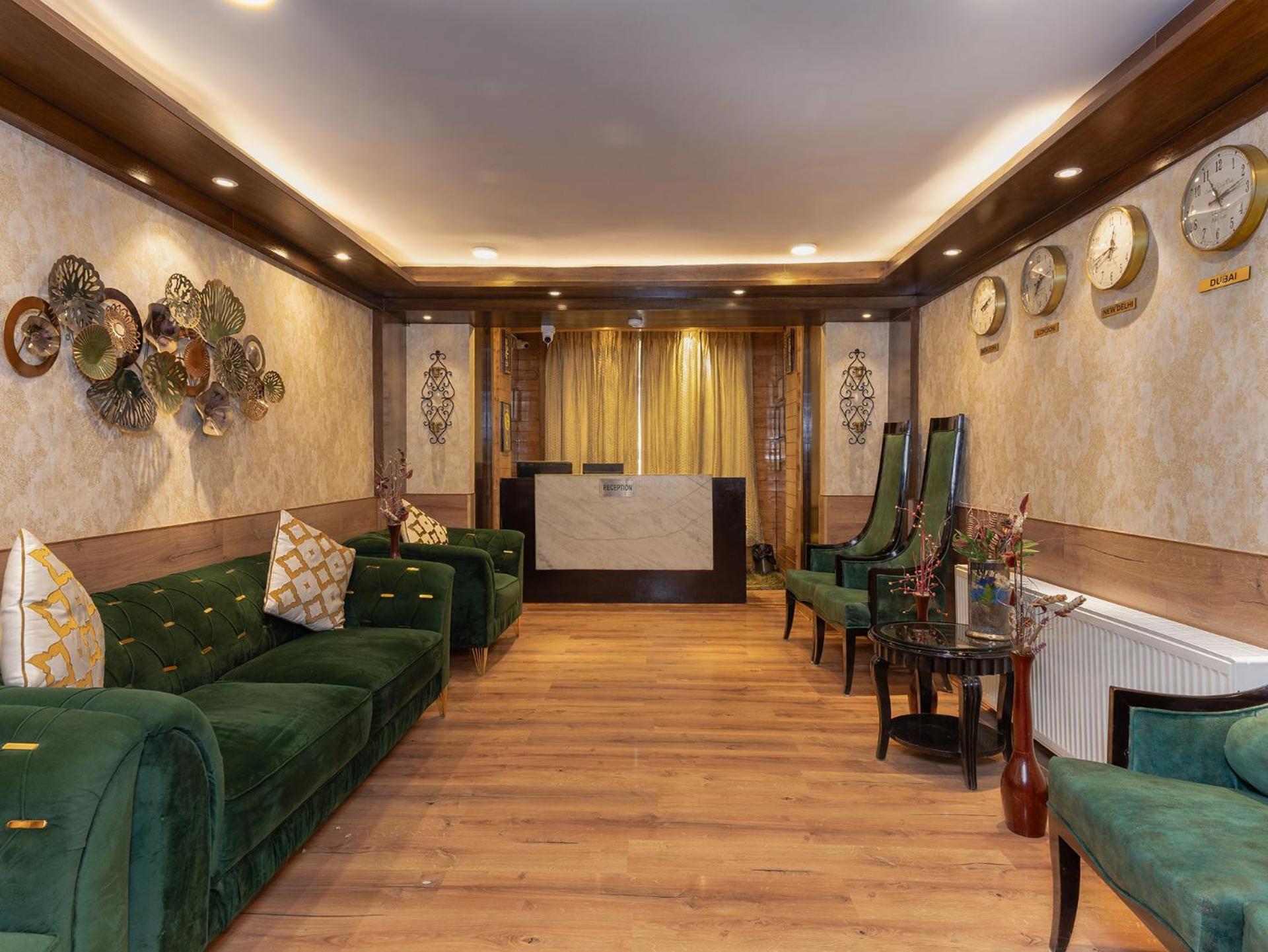 Hotel Pine Spring Gulmarg Ngoại thất bức ảnh