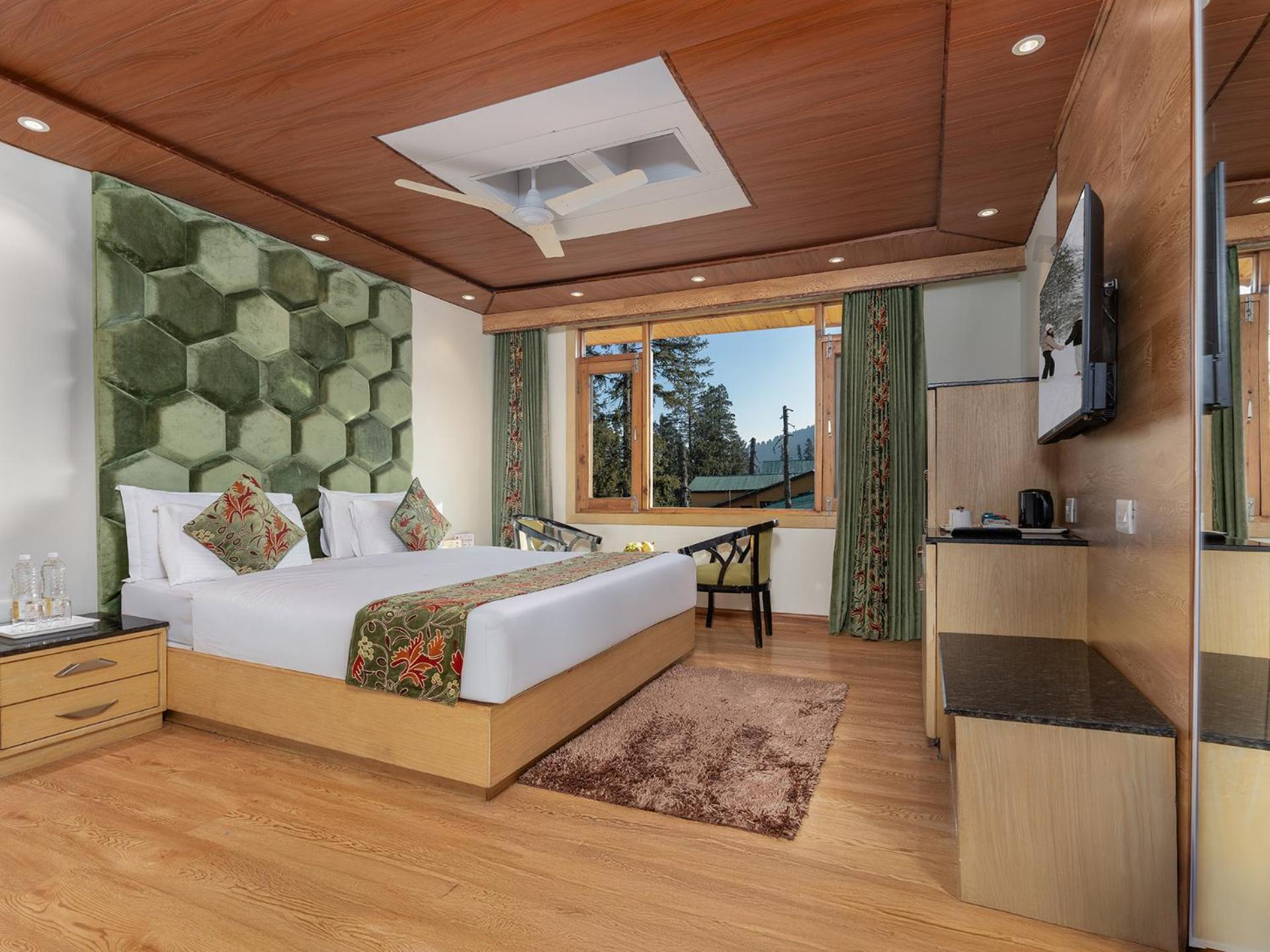 Hotel Pine Spring Gulmarg Ngoại thất bức ảnh