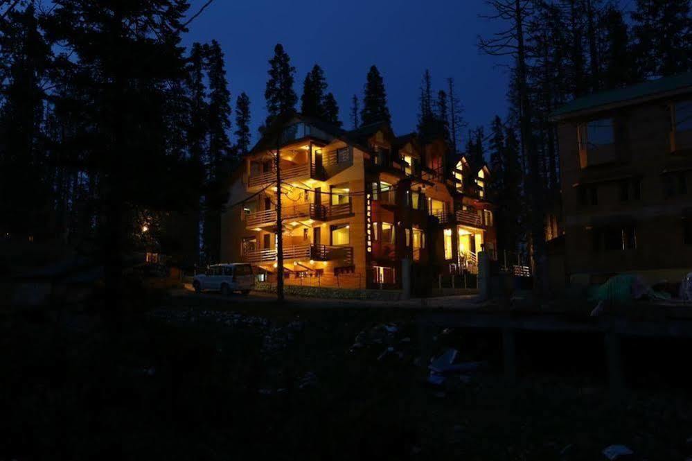 Hotel Pine Spring Gulmarg Ngoại thất bức ảnh