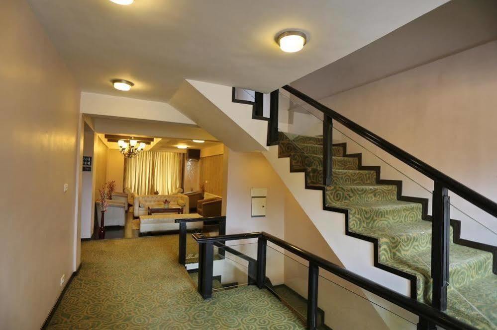 Hotel Pine Spring Gulmarg Ngoại thất bức ảnh