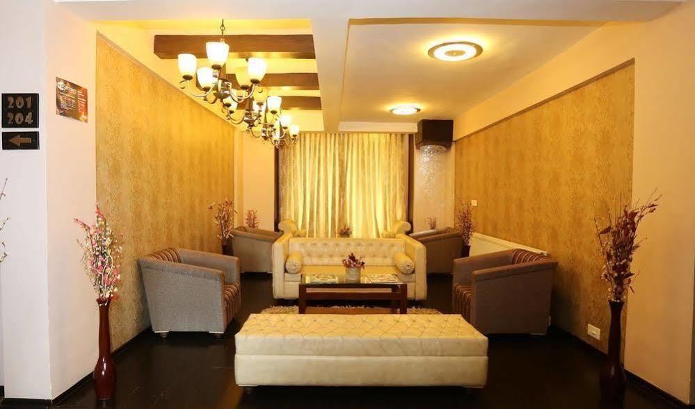 Hotel Pine Spring Gulmarg Ngoại thất bức ảnh
